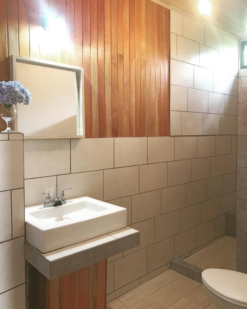 Ladera Hotel トゥリアルバ エクステリア 写真